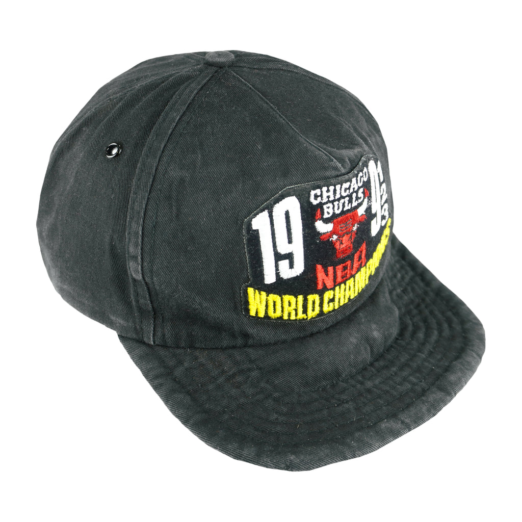 NBA - Chicago Bulls, World Champions Adjustable Hat 1990s OSFA Vintage Retro Basketball