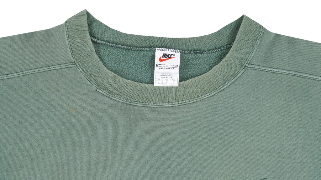 Nike - Light Green Classic Crew Neck Sweatshirt 1990s Large Vintage Retro
