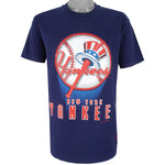 MLB (Nutmeg) - New York Yankees T-Shirt 1990s Large Vintage Retro Baseball