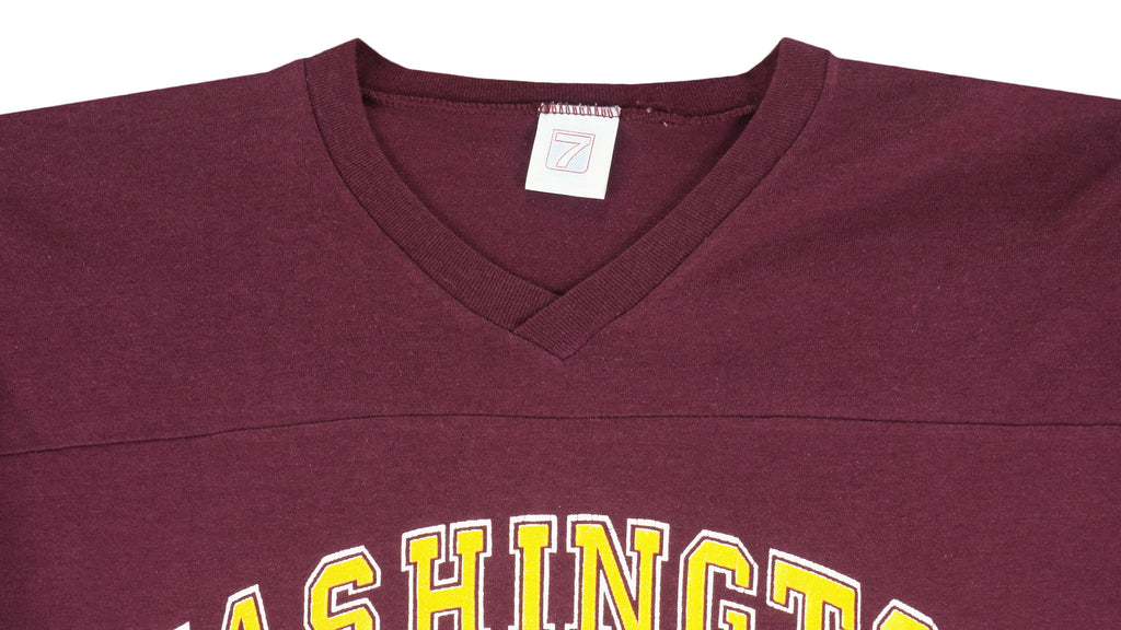 NFL (Logo 7) - Red Washington Redskins Jersey 1990s Medium Vintage Retro Football
