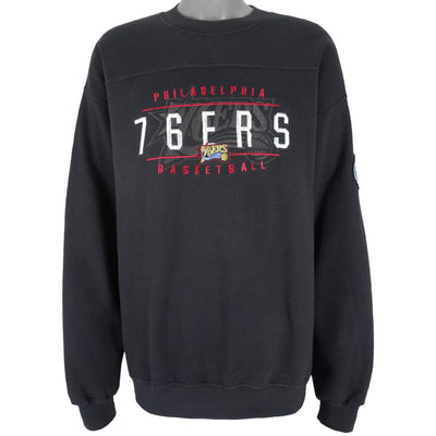NBA (CSA) - Philadelphia 76ers Embroidered Sweatshirt 1990s X-Large