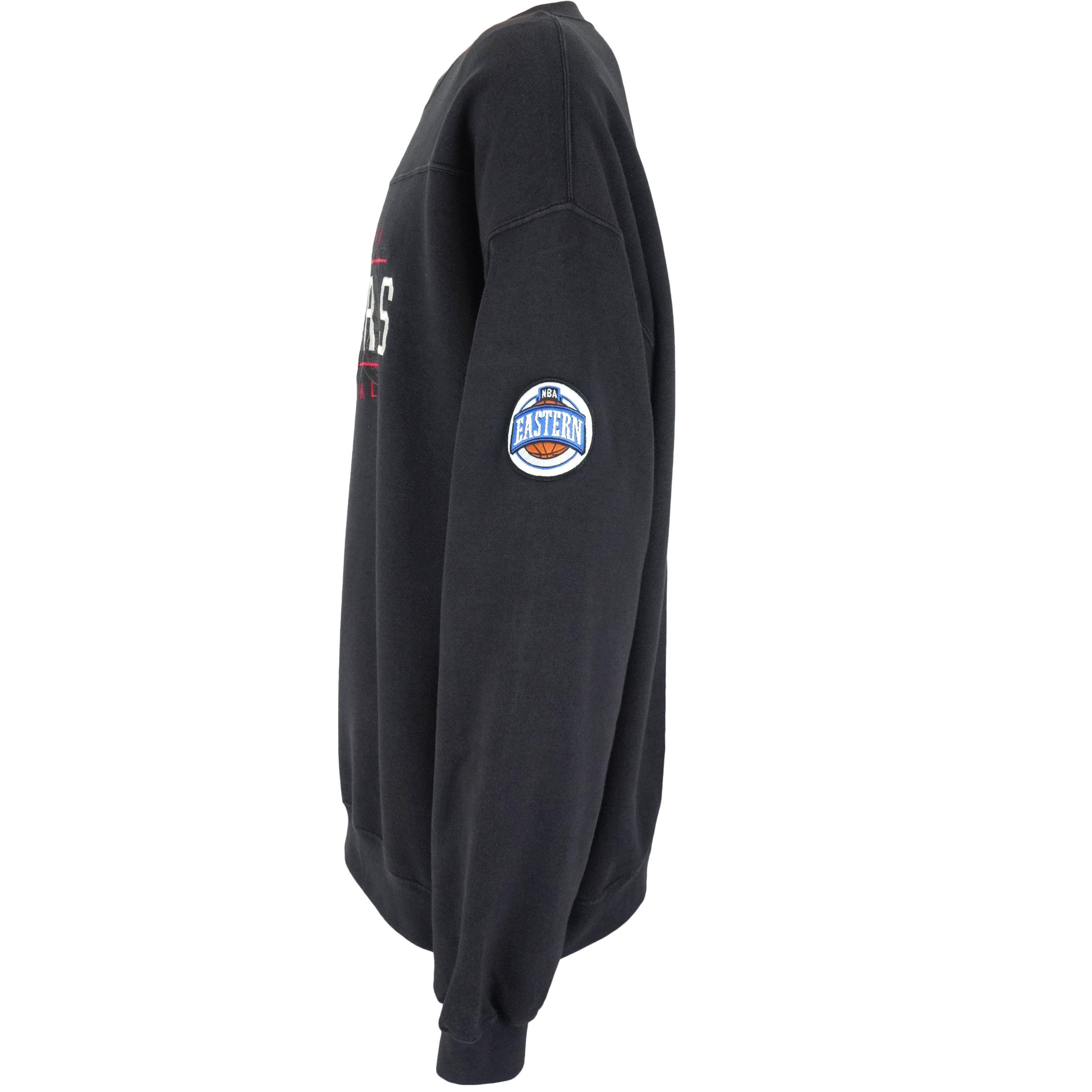 NBA (CSA) - Philadelphia 76ers Embroidered Sweatshirt 1990s X-Large Vintage Retro Basketball