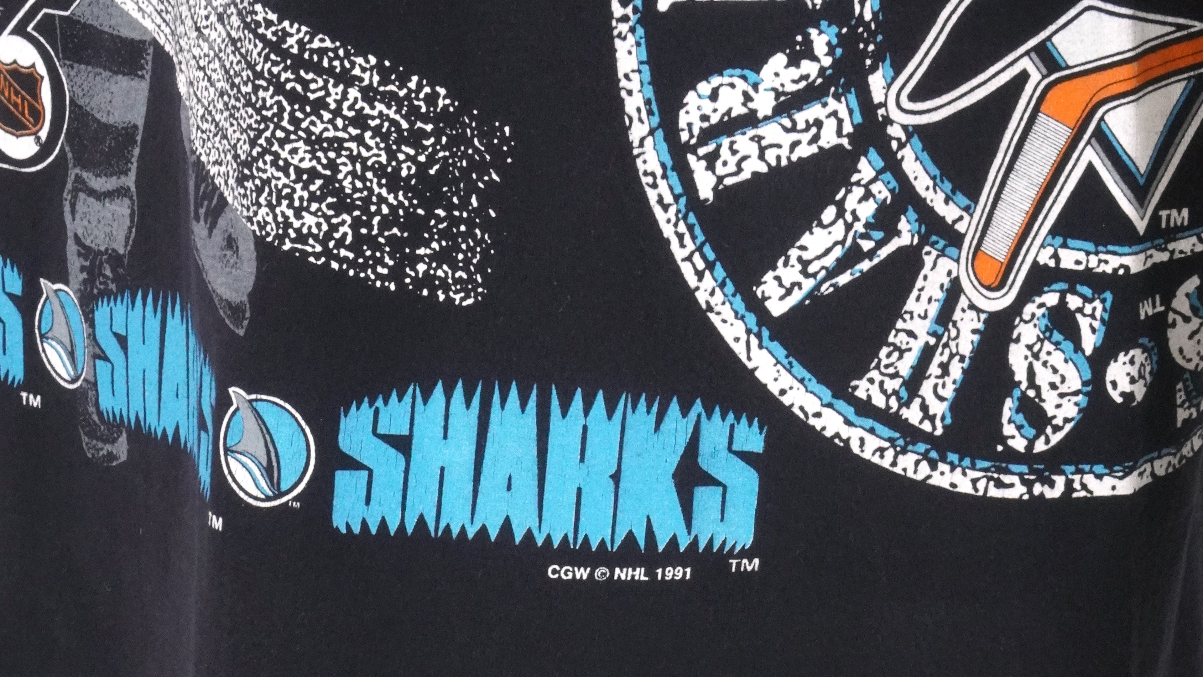 NHL (Waves) - San Jose Sharks, Slap Shot T-Shirt 1991 Large Vintage Retro Hockey