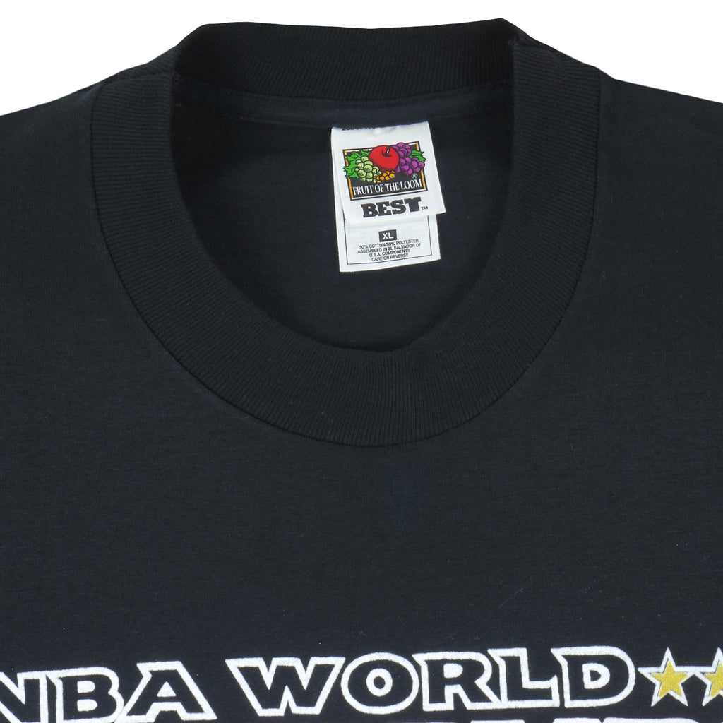 NBA - Chicago Bulls, World Champions T-Shirt 1997 X-Large Vintage Retro Basketball