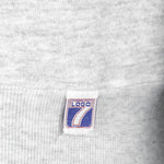 MLB (Logo 7) - Cleveland Indians SpellOut Sweatshirt 2000 Small Vintage Retro Baseball