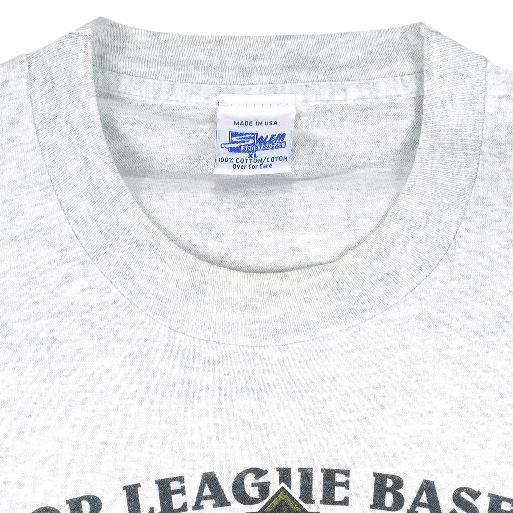 MLB - World Series, Cleveland VS Atlanta T-Shirt 1995 X-Large Vintage Retro Baseball