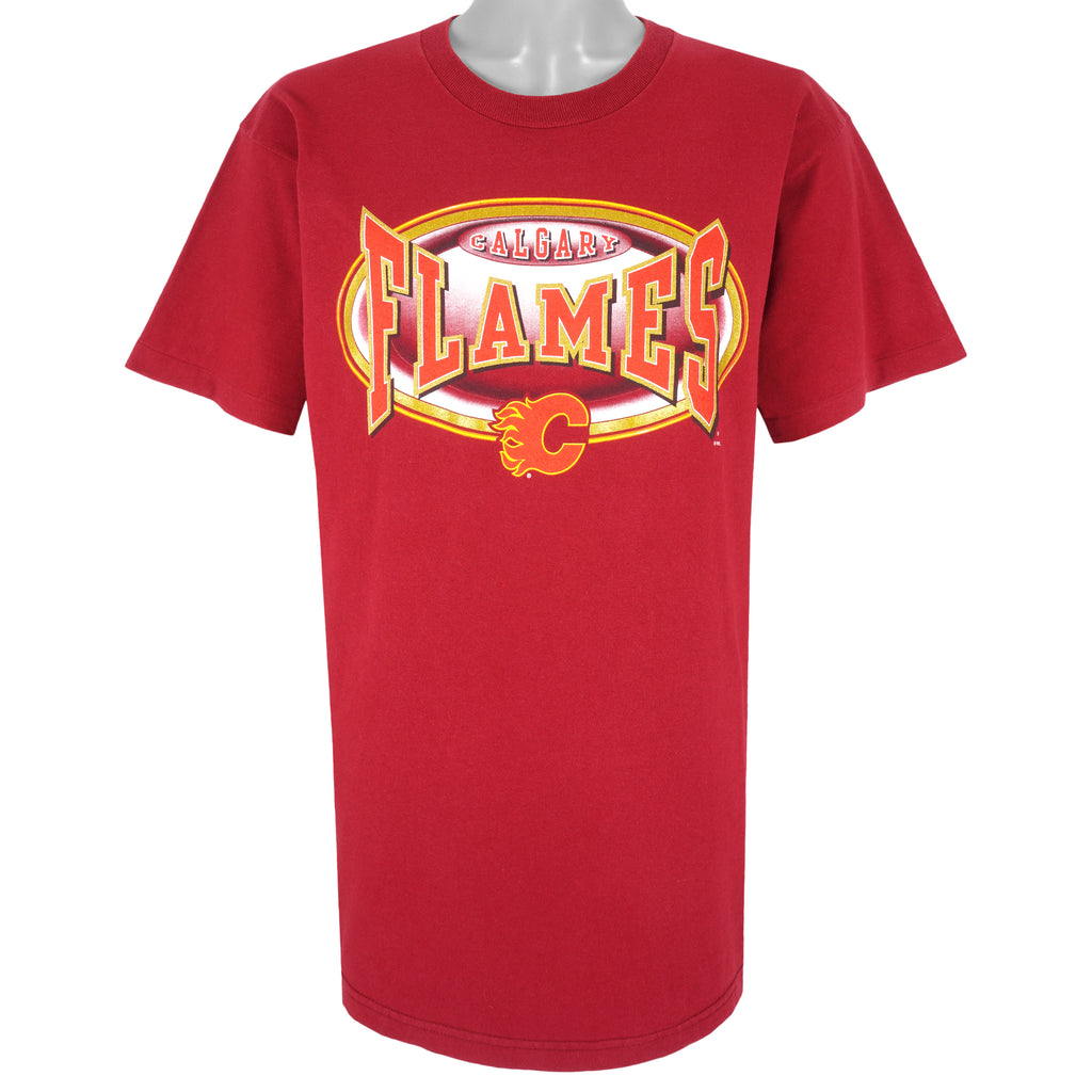 NHL (Pro Player) - Calgary Flames Spell-Out T-Shirt 1990s Large Vintage Retro Football