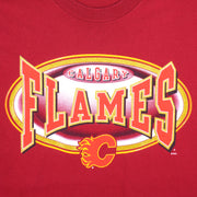 NHL (Pro Player) - Calgary Flames Spell-Out T-Shirt 1990s Large Vintage Retro Football