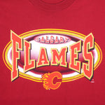 NHL (Pro Player) - Calgary Flames Spell-Out T-Shirt 1990s Large Vintage Retro Football