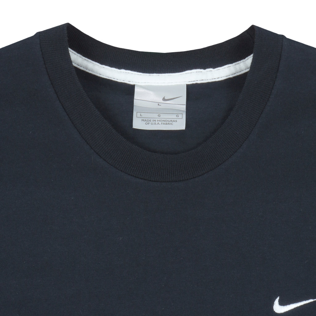 Nike - Black Embroidered T-shirt 1990s Large Vintage Retro