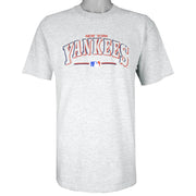 Champion - New York Yankees Embroidered Single Stitch T-Shirt 1990s Large Vintage Retro Baseball