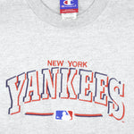 Champion - New York Yankees Embroidered Single Stitch T-Shirt 1990s Large Vintage Retro Baseball