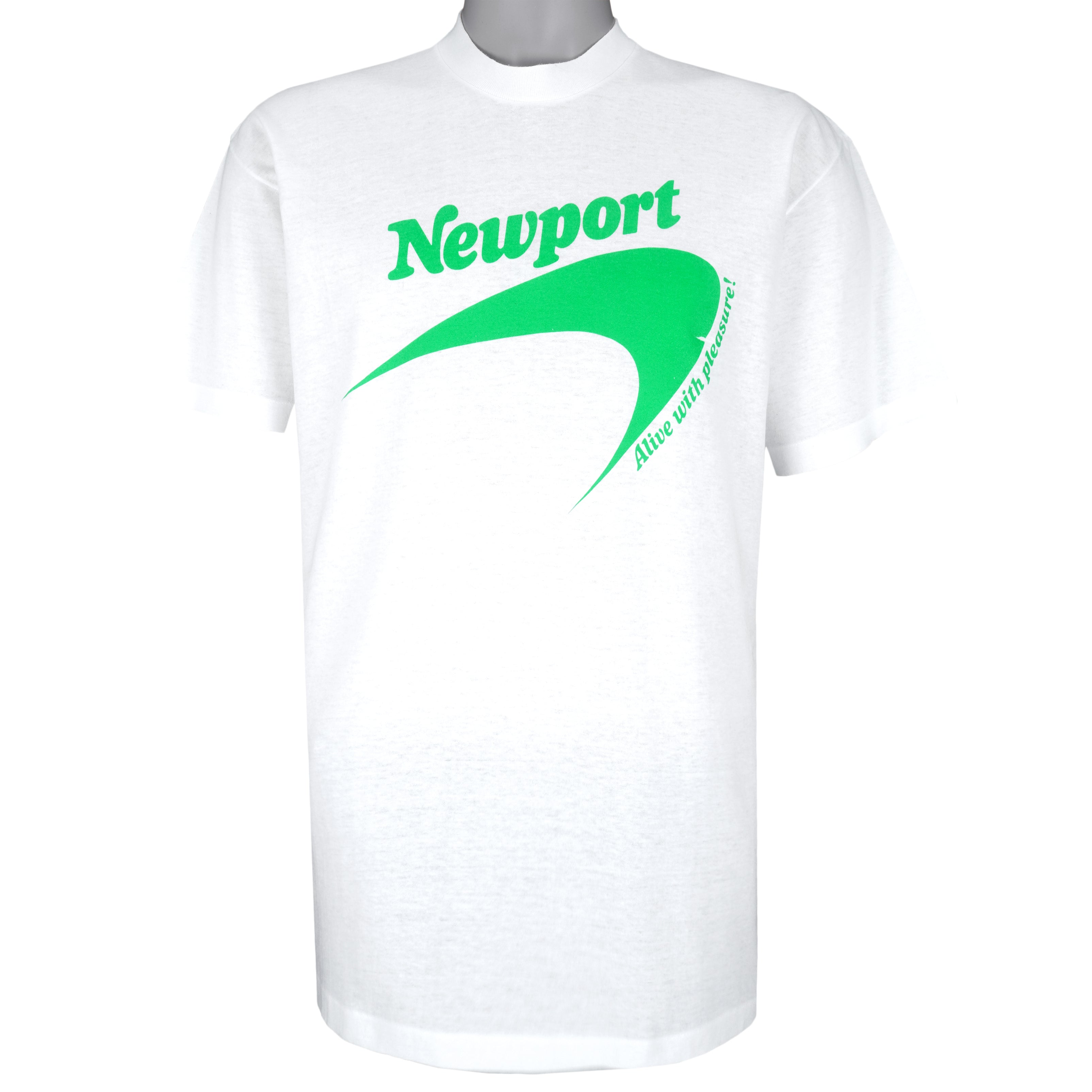 Vintage - Newport Cigarette Single Stitch T-Shirt 1990s Medium Vintage Retro
