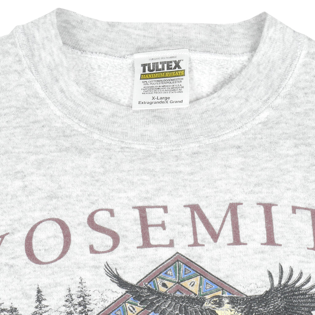 Vintage (Tultex) - Yosemite National Park Crew Neck Sweatshirt 1990s X-Large Vintage Retro