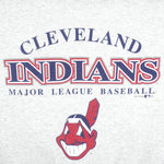 MLB (Hanes) - Cleveland Indians Crew Neck Sweatshirt 1997 Large Vintage Retro Baseball