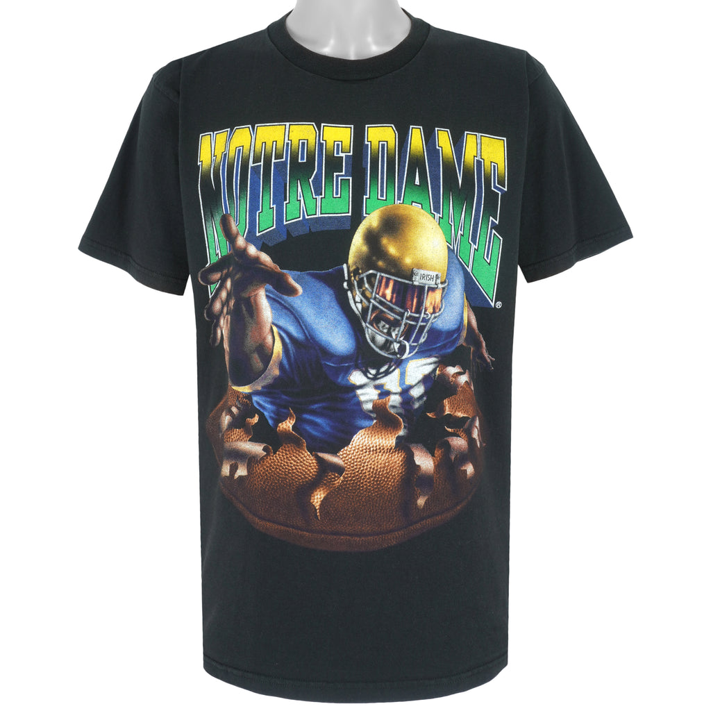 NCAA (Nutmeg) - Notre Dame Fighting Irish Breakout T-Shirt 1990s X-Large Vintage Retro Football College
