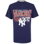 MLB (Logo 7) - New York Yankees Single Stitch T-Shirt 1992 Large Vintage Retro Baseball