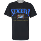 NBA (Lee) - Philadelphia 76ers Division T-Shirt 1990s Large Vintage Retro Basketball