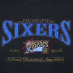 NBA (Lee) - Philadelphia 76ers Division T-Shirt 1990s Large Vintage Retro Basketball
