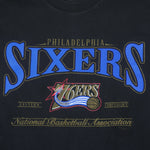 NBA (Lee) - Philadelphia 76ers Division T-Shirt 1990s Large Vintage Retro Basketball