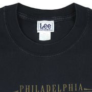 NBA (Lee) - Philadelphia 76ers Division T-Shirt 1990s Large Vintage Retro Basketball