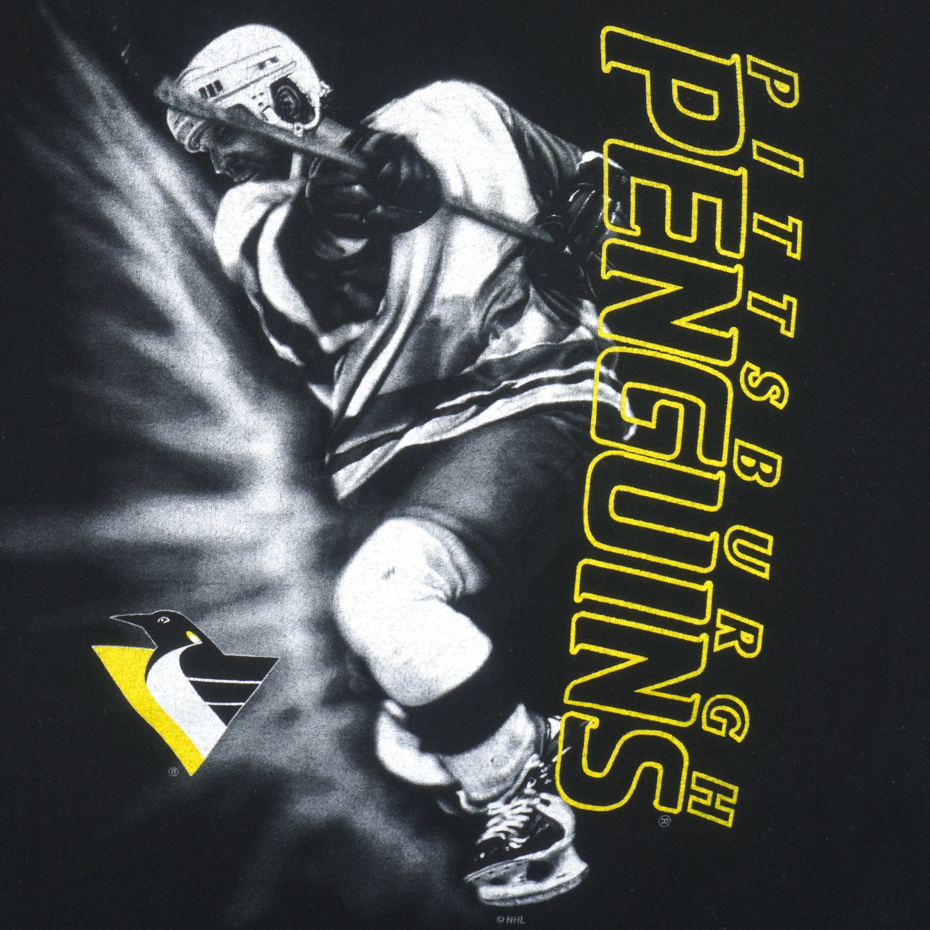 NHL (M&O) - Pittsburgh Penguins Big Logo T-Shirt 1990s X-Large Vintage Retro Hockey