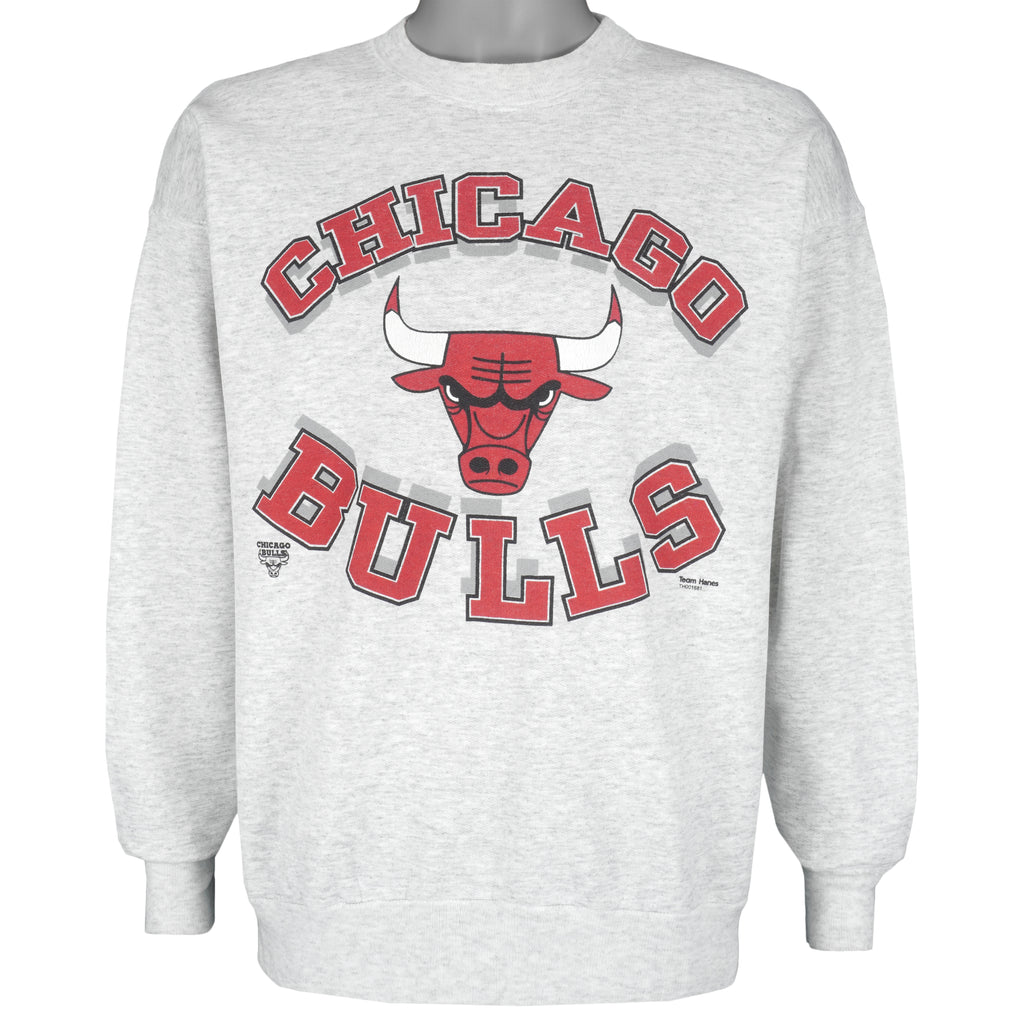 NBA (Hanes) - Chicago Bulls Big Logo Crew Neck Sweatshirt 1990s Medium Vintage Retro Basketball