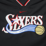 Nike - Philadelphia 76ers Embroidered Pullover Windbreaker 1990s XX-Large Vintage Retro Basketball