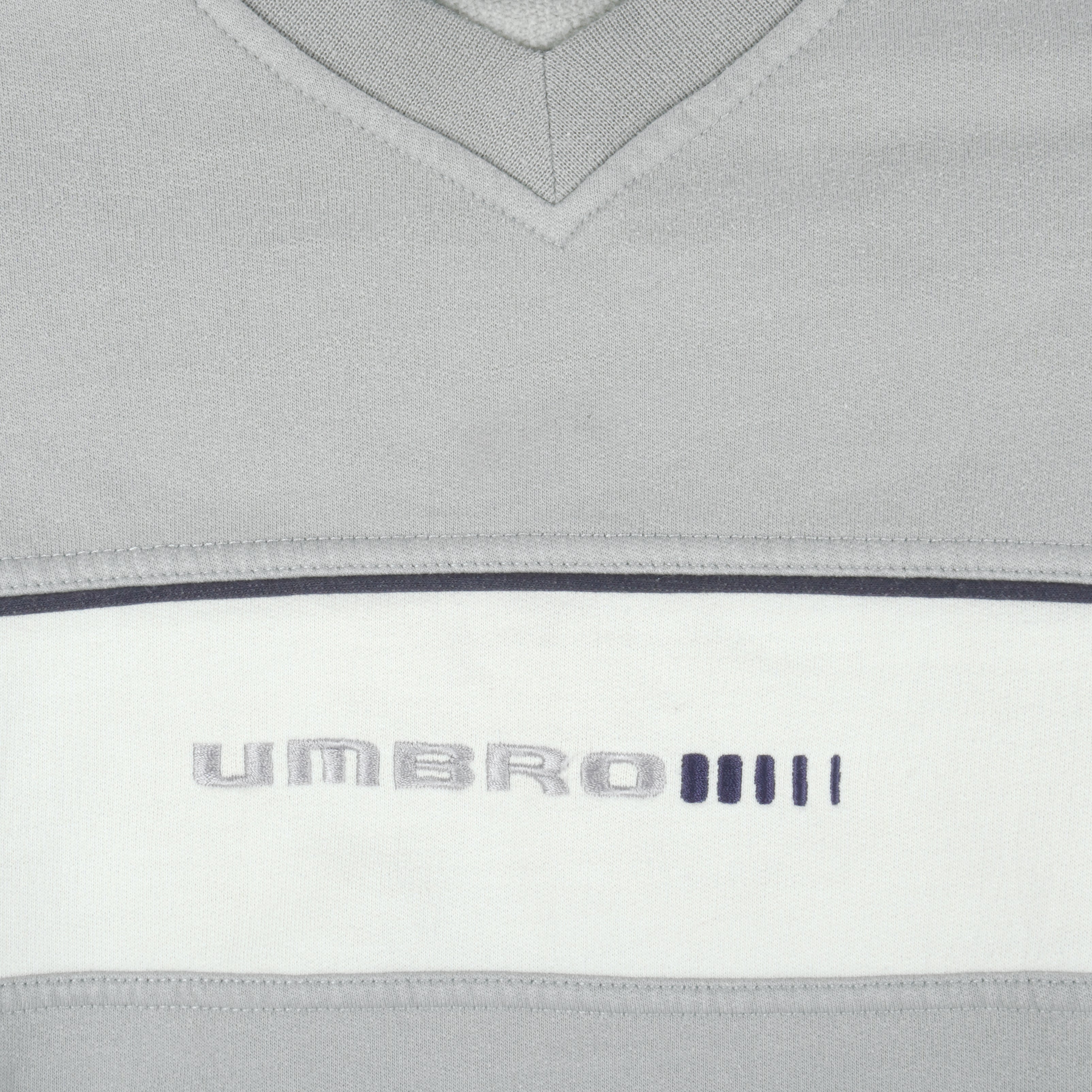 Umbro - Grey Embroidered V-Neck Sweatshirt 1990s Small Vintage Retro