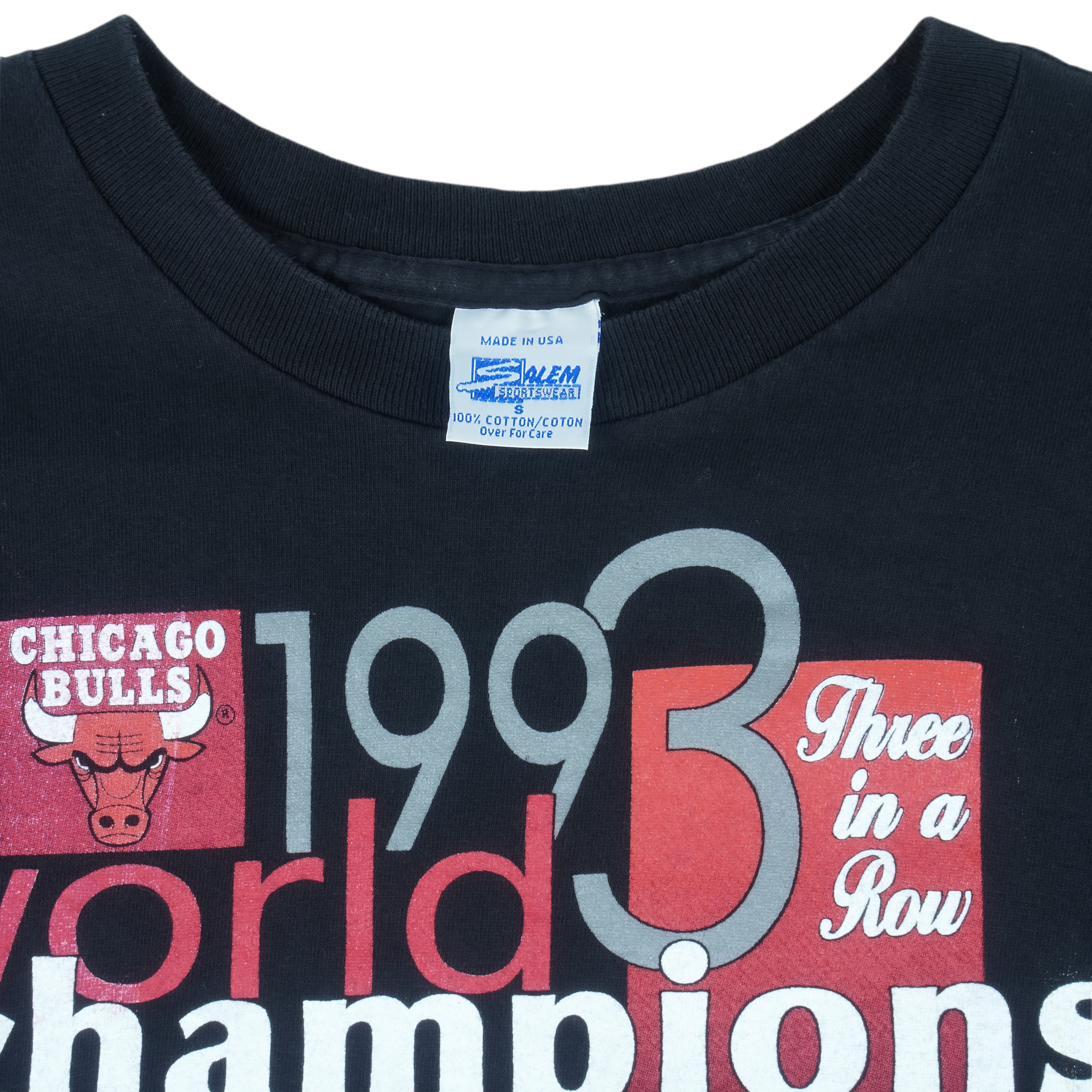 NBA (Salem) - Chicago Bulls, World Champions T-Shirt 1993 Small Vintage Retro Basketball