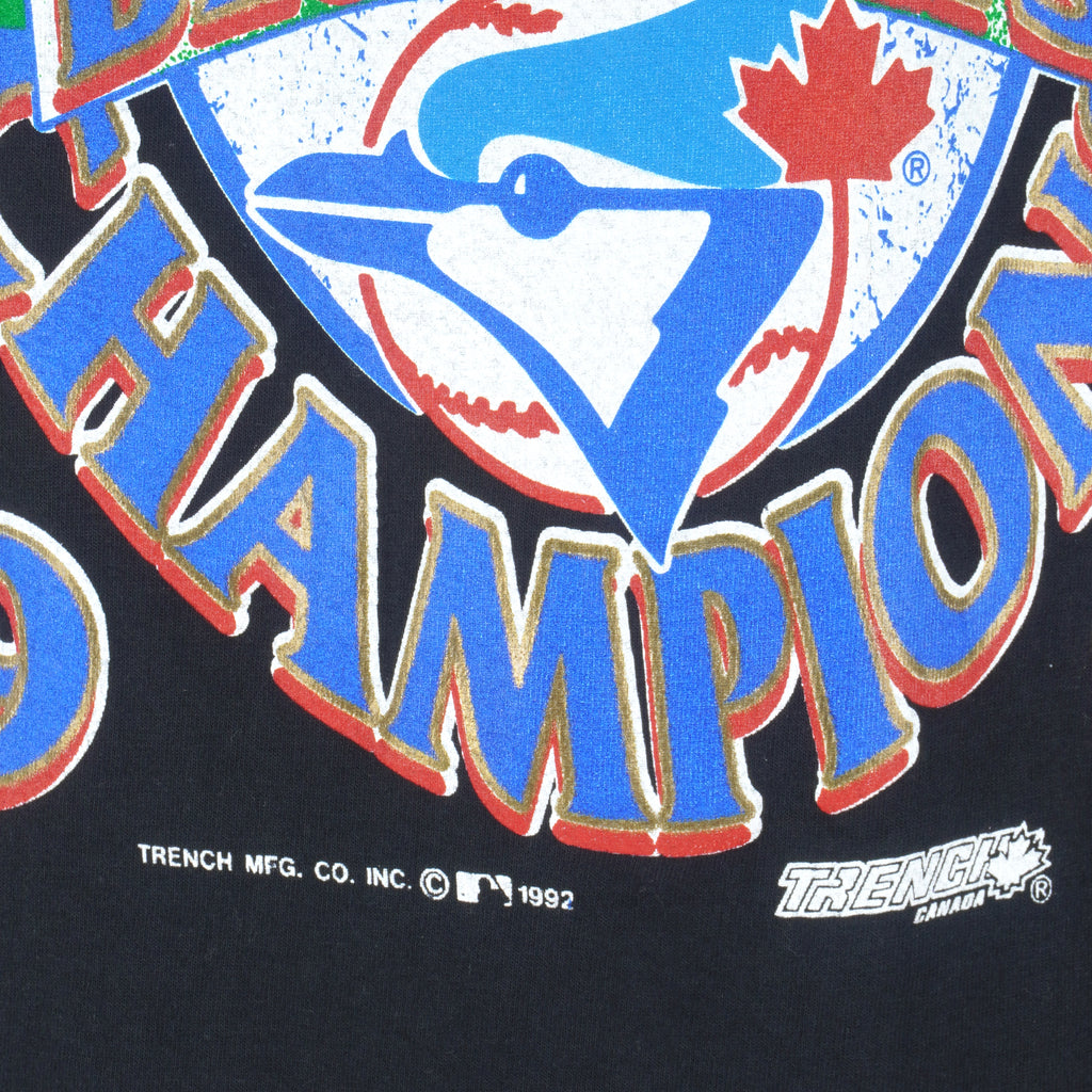 MLB (Trench) - Toronto Blue Jays - World Series Champs T-shirt 1992 Large Vintage Retro Baseball