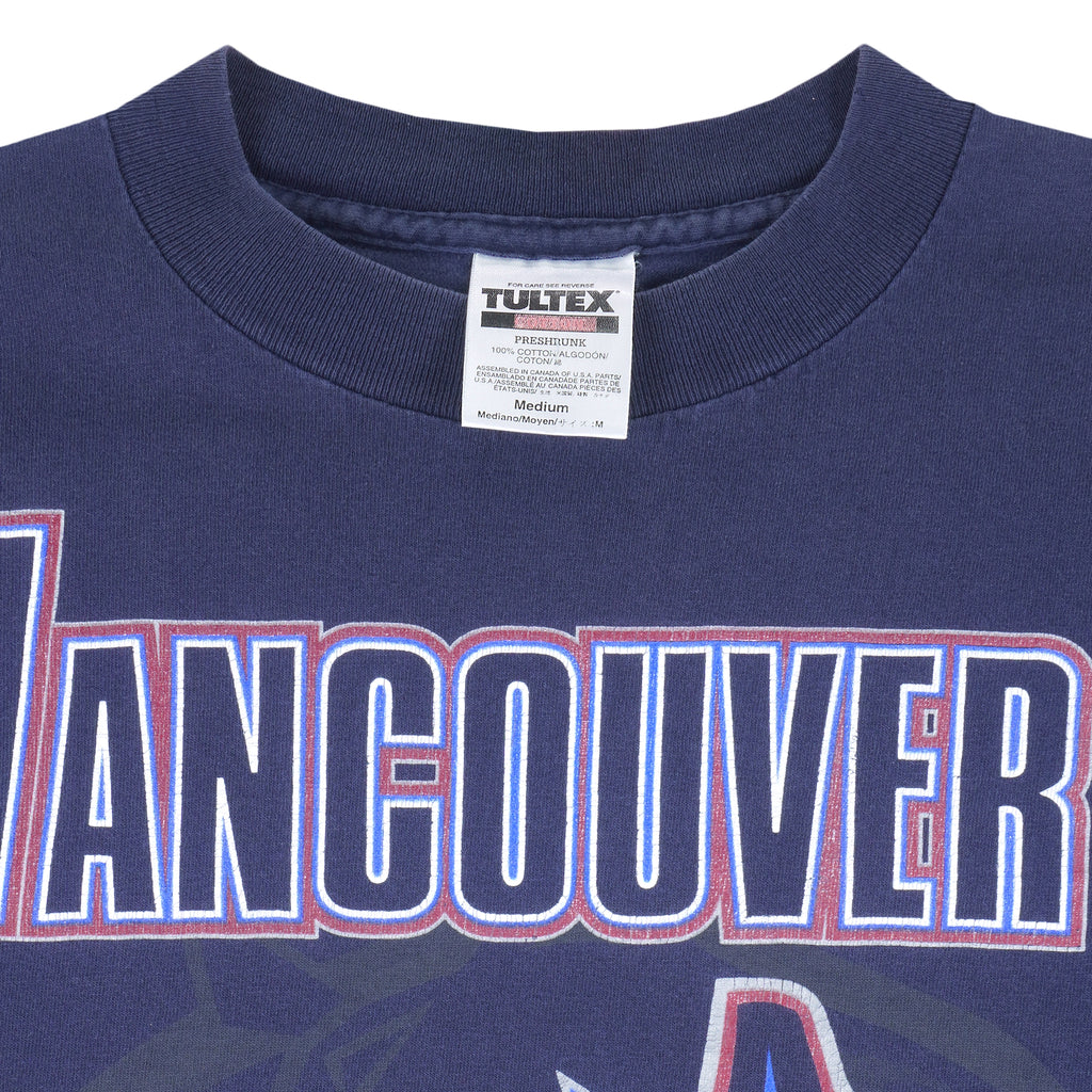 NHL (Tultex) - Vancouver Canucks Spell-Out T-Shirt 1990s Medium Vintage Retro Hockey