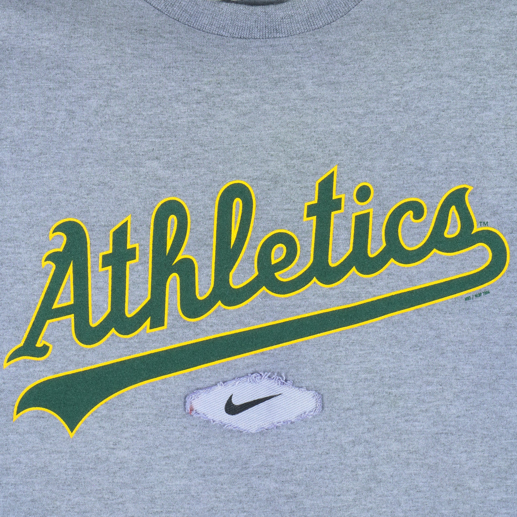 Nike - Oakland Athletics Spell-Out T-Shirt 2006 Medium Vintage Retro Baseball