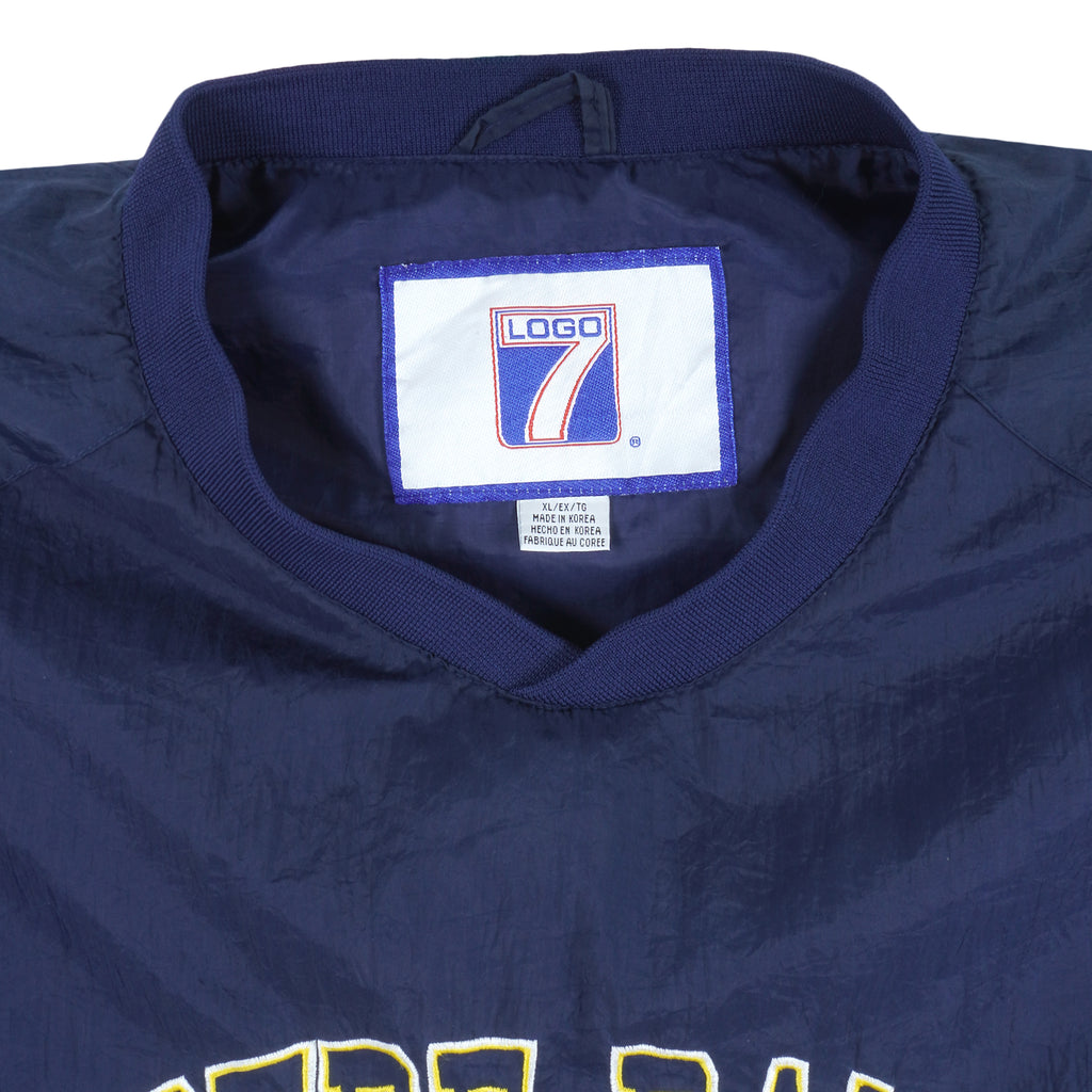 NCAA - Notre Dame Fighting Irish Embroidered Windbreaker 1990s X-Large Vintage Retro College