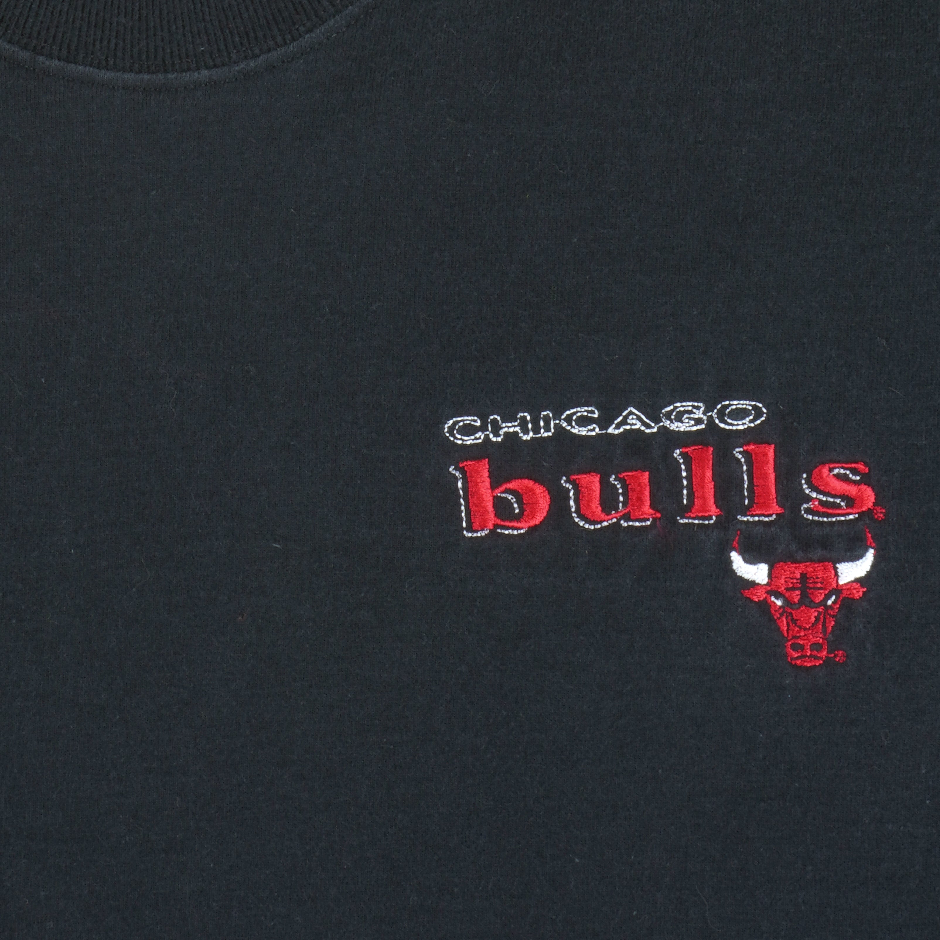 NBA - Chicago Bulls Embroidered T-Shirt 1990s X-Large Vintage Retro Basketball