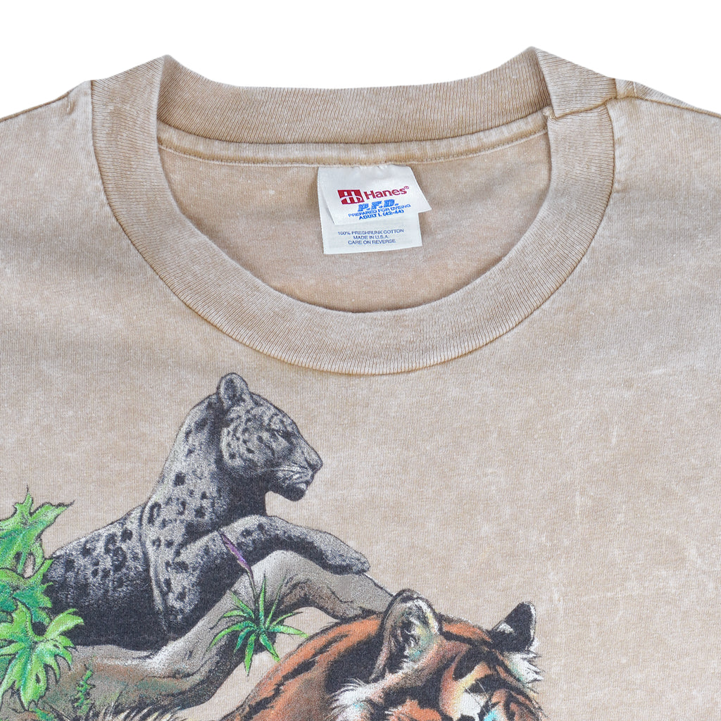 Vintage (Hanes) - Beige Cats and The World T-Shirt 1990s Large Vintage Retro