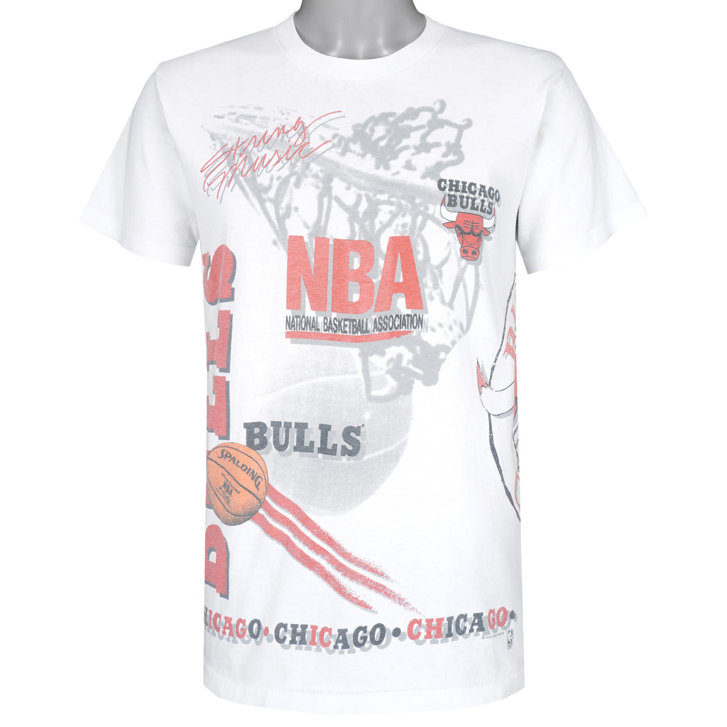 NBA (Salem) - Chicago Bulls, Aerial Assault T-Shirt 1990s Medium Vintage Retro Basketball