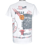 NBA (Salem) - Chicago Bulls, Aerial Assault T-Shirt 1990s Medium Vintage Retro Basketball