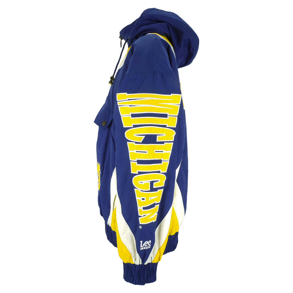 NCAA (Lee) - Michigan Big Spell-Out Hooded Jacket 1990s X-Large Vintage Retro College