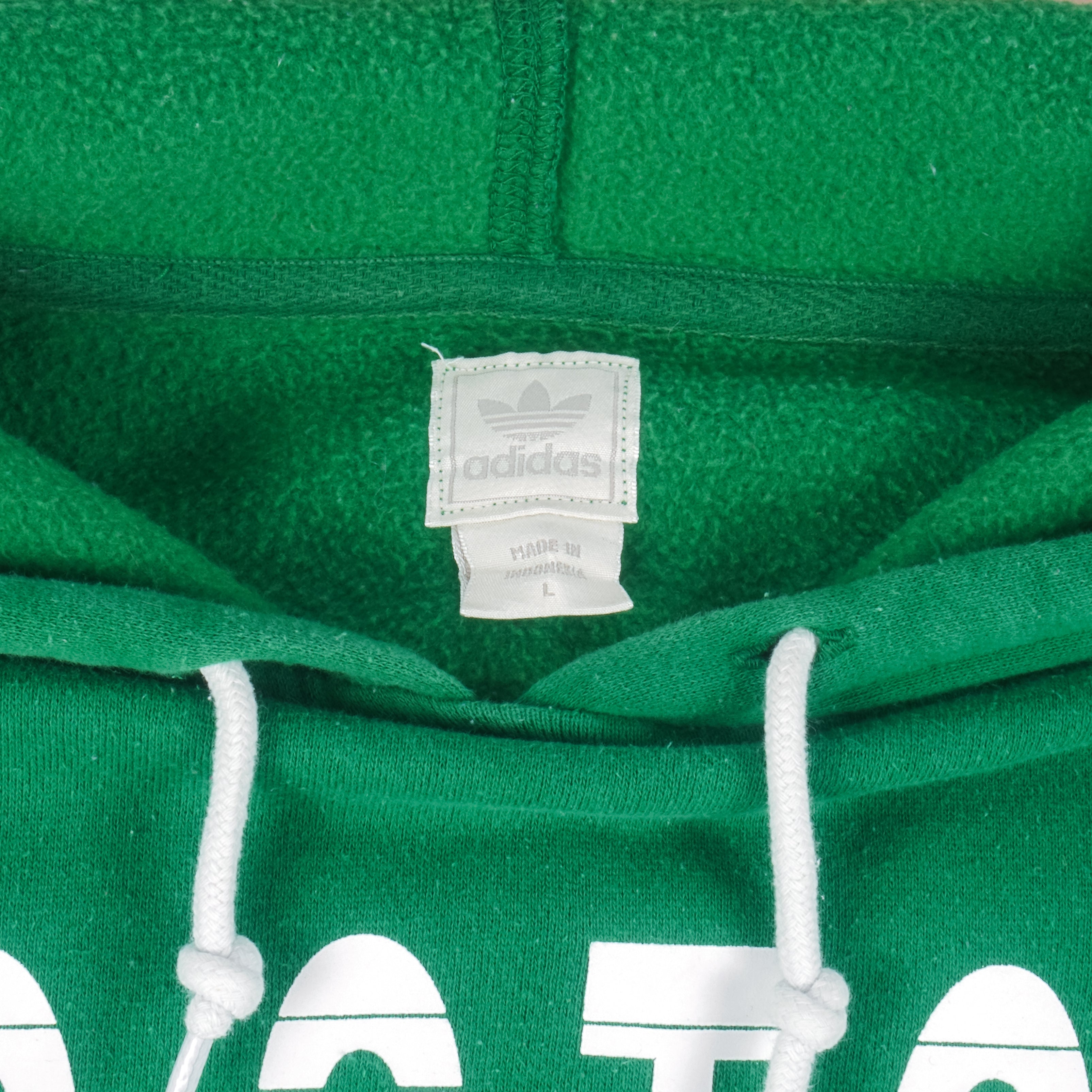 Vintage Adidas - Boston Celtics Embroidered Sweatshirt Large – Vintage Club  Clothing
