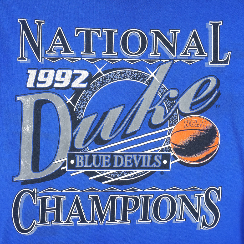 NCAA (Logo 7) - Duke University Blue Devils, National Champions T-Shirt 1992 Large Vintage Retro Basketball College