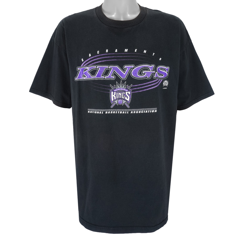 NBA (Logo Athletic) - Sacramento Kings T-Shirt 1990s XX-Large Vintage Retro Basketball