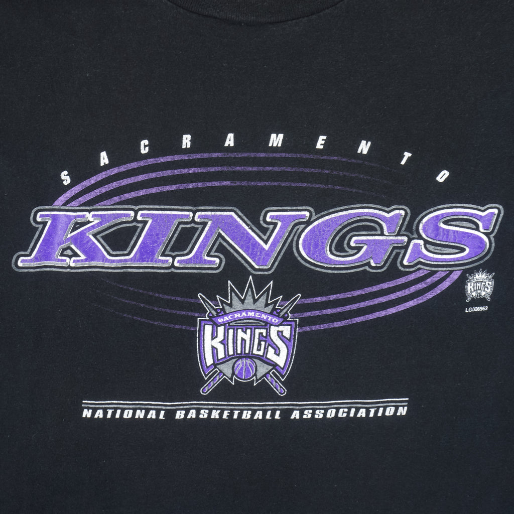 NBA (Logo Athletic) - Sacramento Kings T-Shirt 1990s XX-Large Vintage Retro Basketball