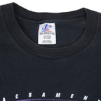 NBA (Logo Athletic) - Sacramento Kings T-Shirt 1990s XX-Large Vintage Retro Basketball