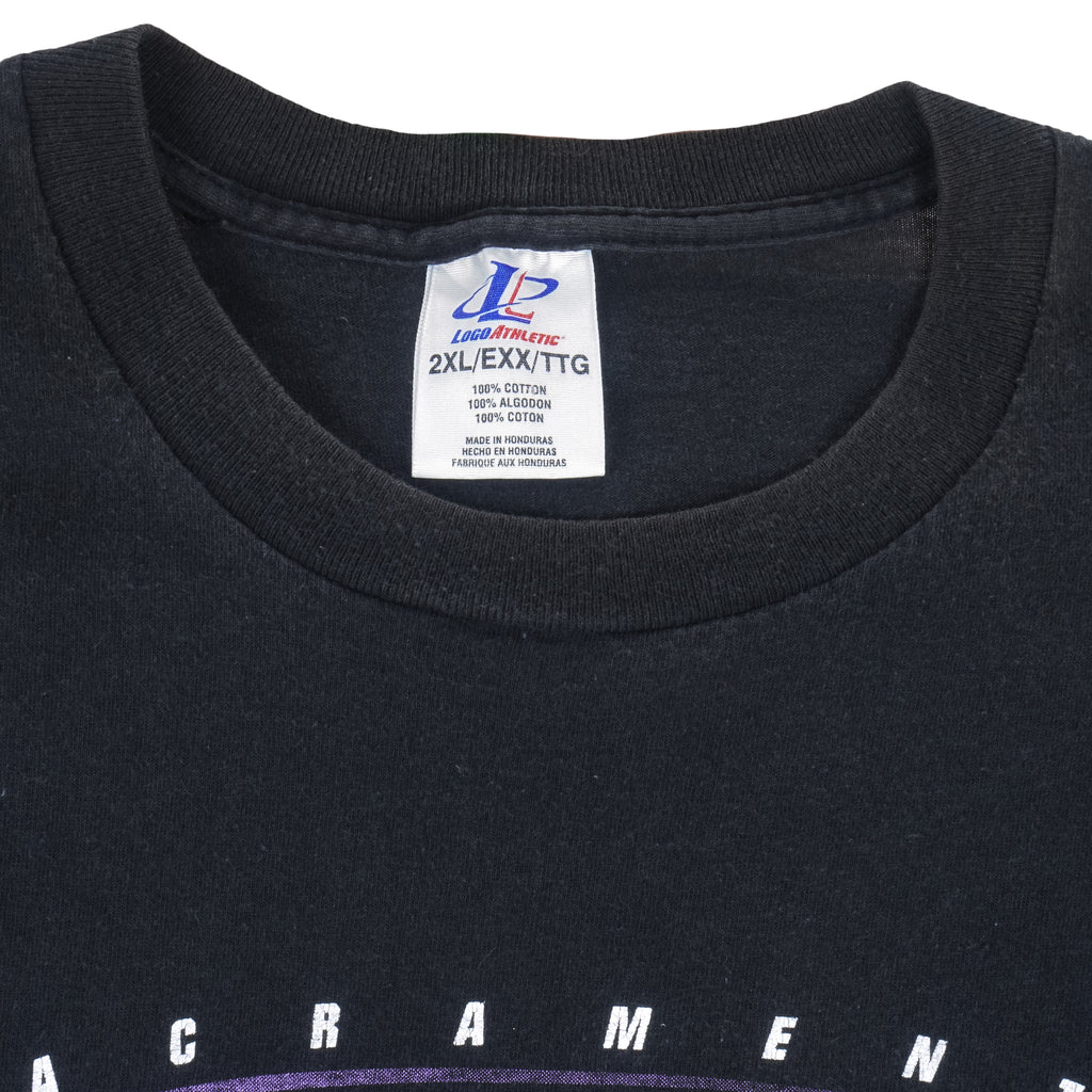 NBA (Logo Athletic) - Sacramento Kings T-Shirt 1990s XX-Large Vintage Retro Basketball