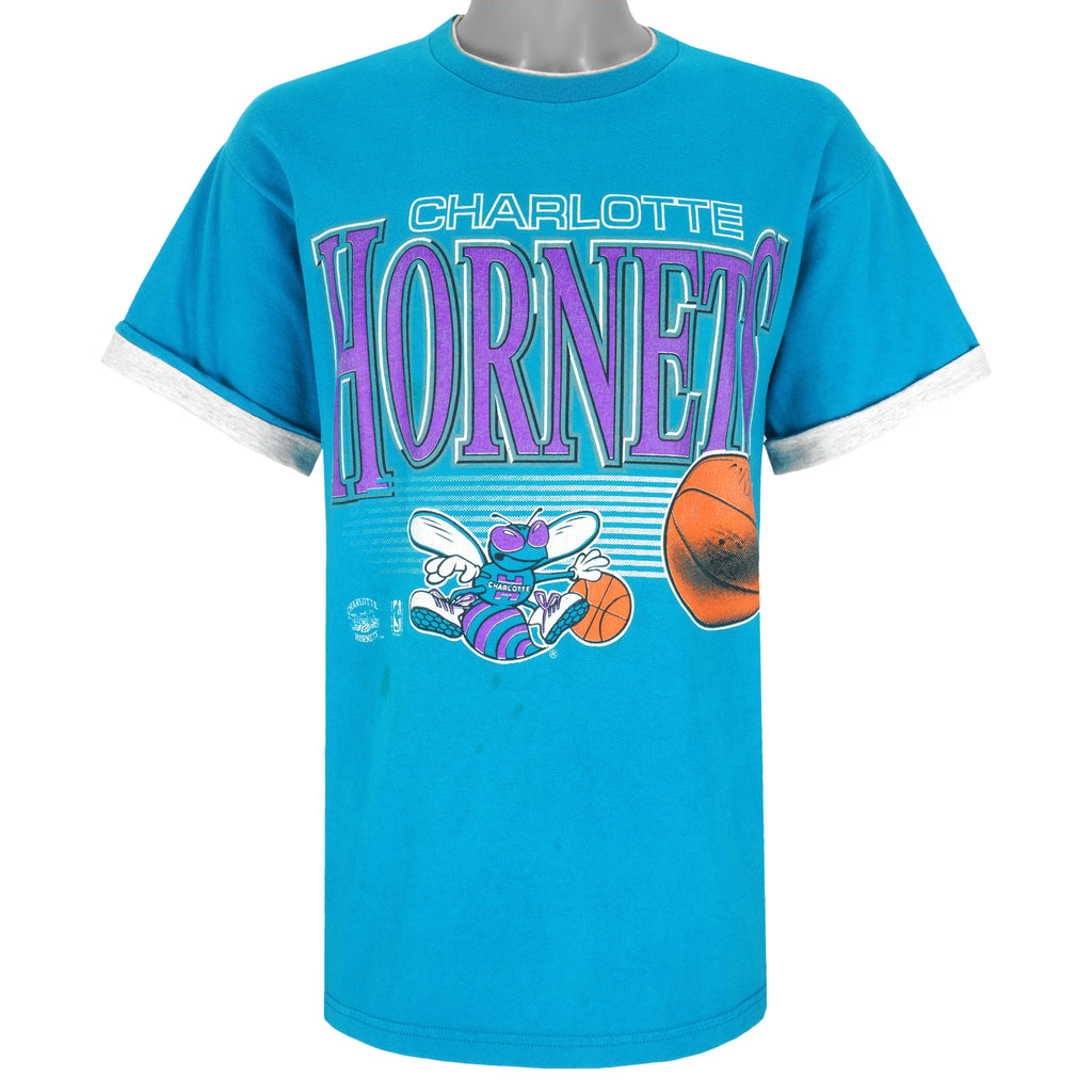 NBA - Charlotte Hornets Spell-Out T-Shirt 1990s Large Vintage Retro Basketball