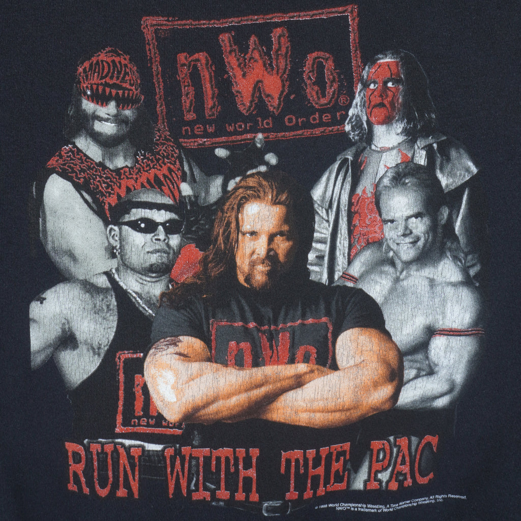 Vintage (Tultex) - NWO, Run With The Pac Crew Neck Sweatshirt 1998 Large Vintage Retro