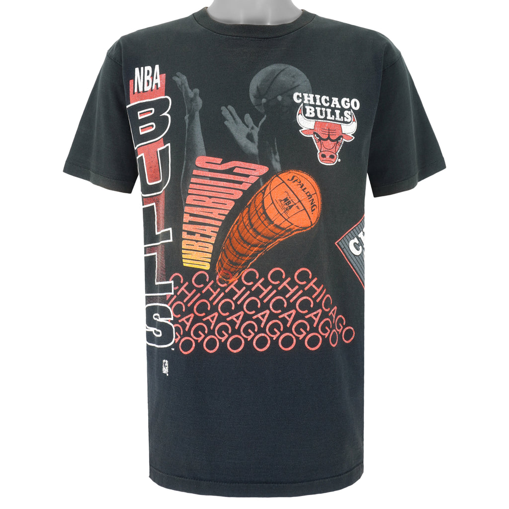 NBA - Chicago Bulls Spell-Out T-Shirt 1990s Large Vintage Retro Basketball