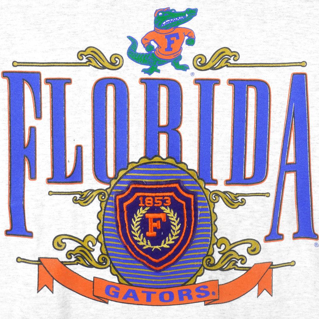 NCAA (Nutmeg) - Florida Gators Big Spell-Out T-Shirt 1990s Large Vintage Retro Collage