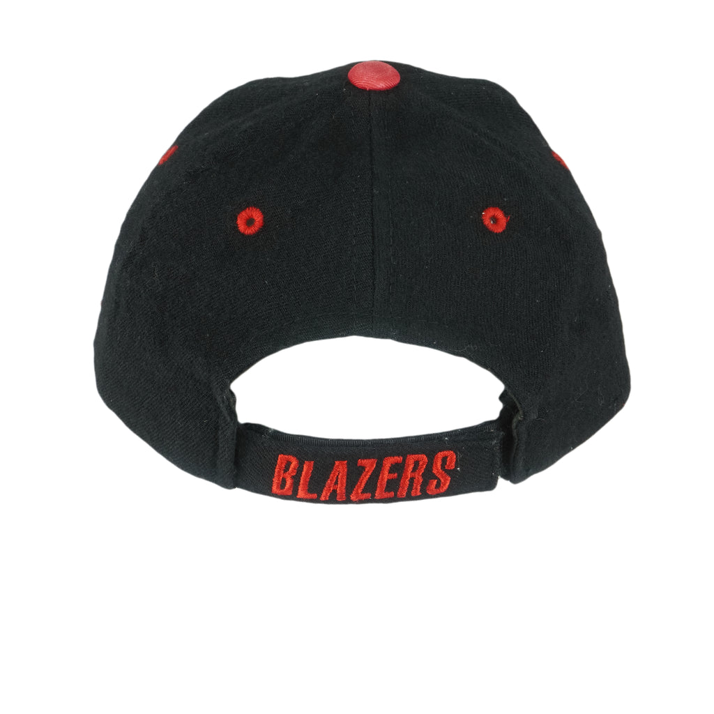 NBA (Nike) - Portland Trail Blazers Embroidered Wool Strapback Hat 1990s OSFA Vintage Retro